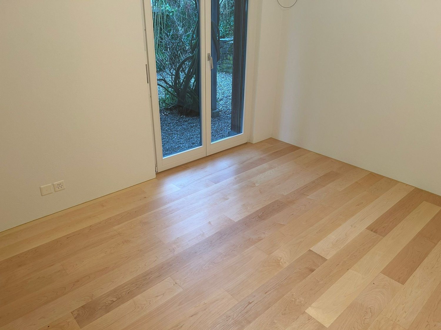 Heller Eichenparkett im Wohnraum